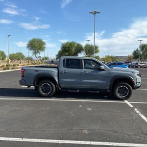 صورة 10 لـ 2025 Nissan FRONTIER PRO-4X