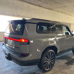 صورة 9 لـ 2026 Lexus GX 550 LUXURY+