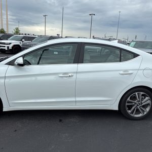 HYUNDAI ELANTRA LIMITED - 4