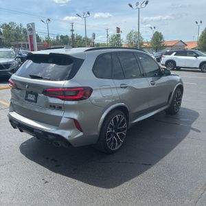 BMW X5 M BASE - 8