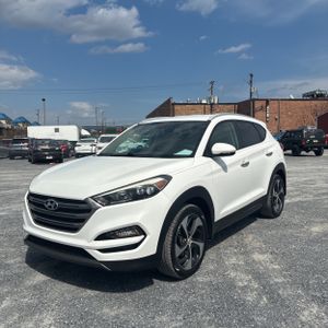 HYUNDAI TUCSON LIMITED - 1