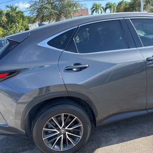 صورة 9 لـ 2024 Lexus NX 250 BASE