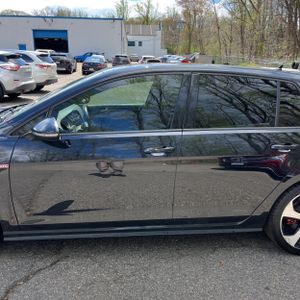 VOLKSWAGEN GOLF GTI S - 4