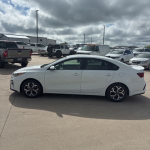 2021 KIA FORTE LXS 照片 3