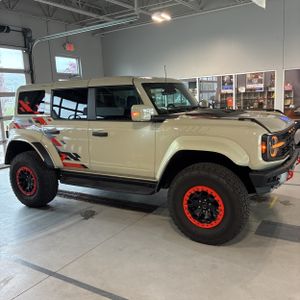 FORD BRONCO - 10