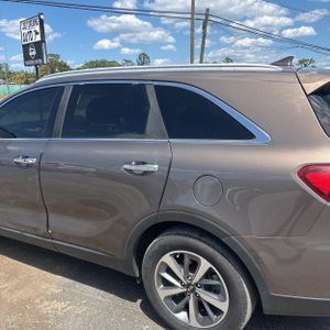 KIA SORENTO EX V6 - 6