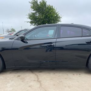 DODGE CHARGER SXT - 4