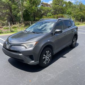 TOYOTA RAV4 - 1
