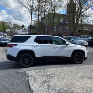 CHEVROLET TRAVERSE LS - 10