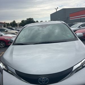 2022 Toyota SIENNA LE 8-PASSENGER 照片 15