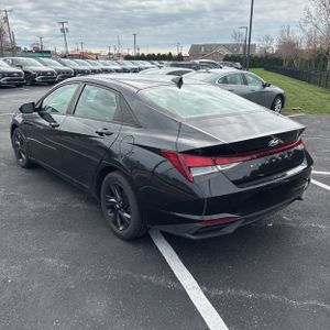 HYUNDAI ELANTRA SEL - 5