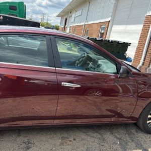 2025 Nissan ALTIMA SV thumbnail 11