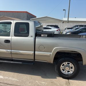 CHEVROLET SILVERADO 2500 - 6