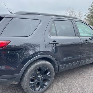 FORD EXPLORER SPORT - 9