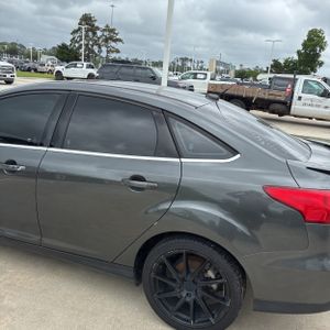 FORD FOCUS TITANIUM - 6