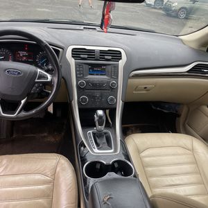 2015 FORD FUSION SE 缩略图 36