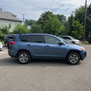 صورة 10 لـ 2007 Toyota RAV4 BASE