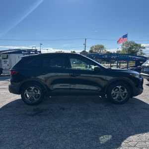 FORD ESCAPE ST-LINE - 10