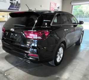 صورة 6 لـ 2019 KIA SORENTO LX
