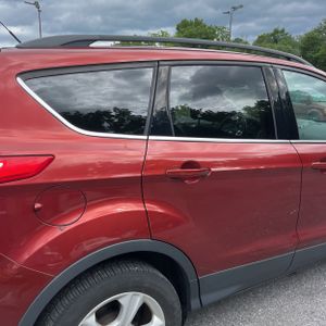 صورة 9 لـ 2016 FORD ESCAPE SE