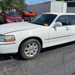 صورة 2 لـ 2007 Lincoln TOWN CAR EXECUTIVE