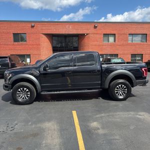 FORD F-150 RAPTOR - 3