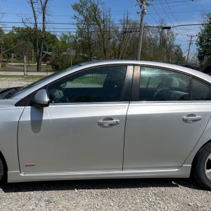 CHEVROLET CRUZE LT - 4