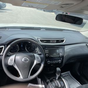 2016 Nissan ROGUE SV — миниатюра 36