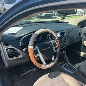 2011 Chrysler 200 LIMITED — миниатюра 36