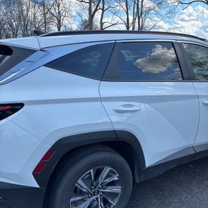HYUNDAI TUCSON HYBRID BLUE - 9