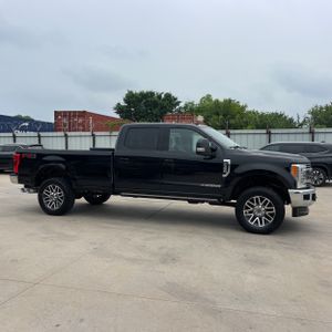 FORD F-350 SUPER DUTY LARIAT - 10