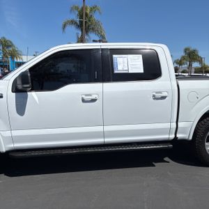 FORD F-150 XLT - 4