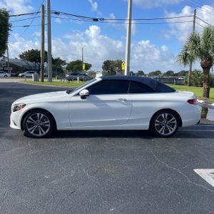 MERCEDES-BENZ C-CLASS - 3