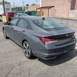 HYUNDAI ELANTRA SEL - 5