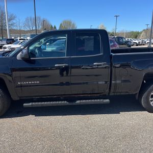 CHEVROLET SILVERADO 1500 CUSTOM - 4