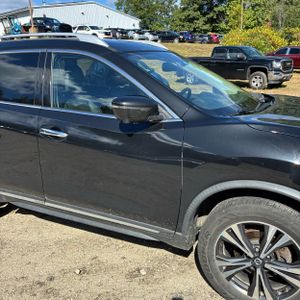 2017 Nissan ROGUE SL 照片 13