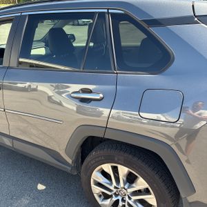 2023 Toyota RAV4 LIMITED — фото 6
