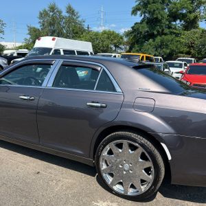 صورة 6 لـ 2015 Chrysler 300 LIMITED