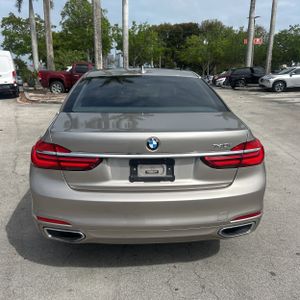 BMW 7 SERIES 740I - 7