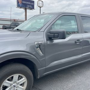 FORD F-150 XLT - 2