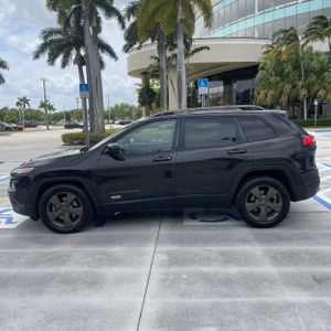 JEEP CHEROKEE LATITUDE 75TH ANNIVERSARY - 3