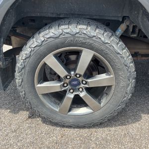 2016 FORD F-150 LARIAT thumbnail 19