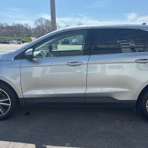 FORD EDGE TITANIUM - 4