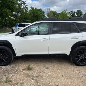 SUBARU OUTBACK ONYX EDITION - 4