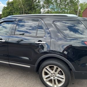 FORD EXPLORER LIMITED - 6