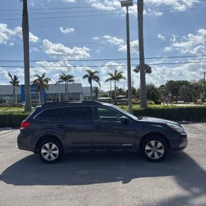 SUBARU OUTBACK 3.6R LIMITED - 10