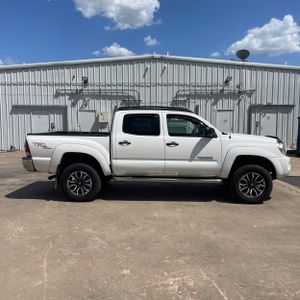 2010 Toyota TACOMA V6 photo 10