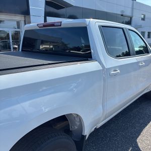 صورة 9 لـ 2023 Chevrolet SILVERADO 1500 LT