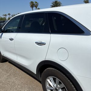 KIA SORENTO LX - 5