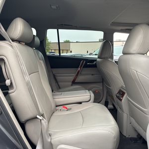 2013 Toyota HIGHLANDER LIMITED — миниатюра 34